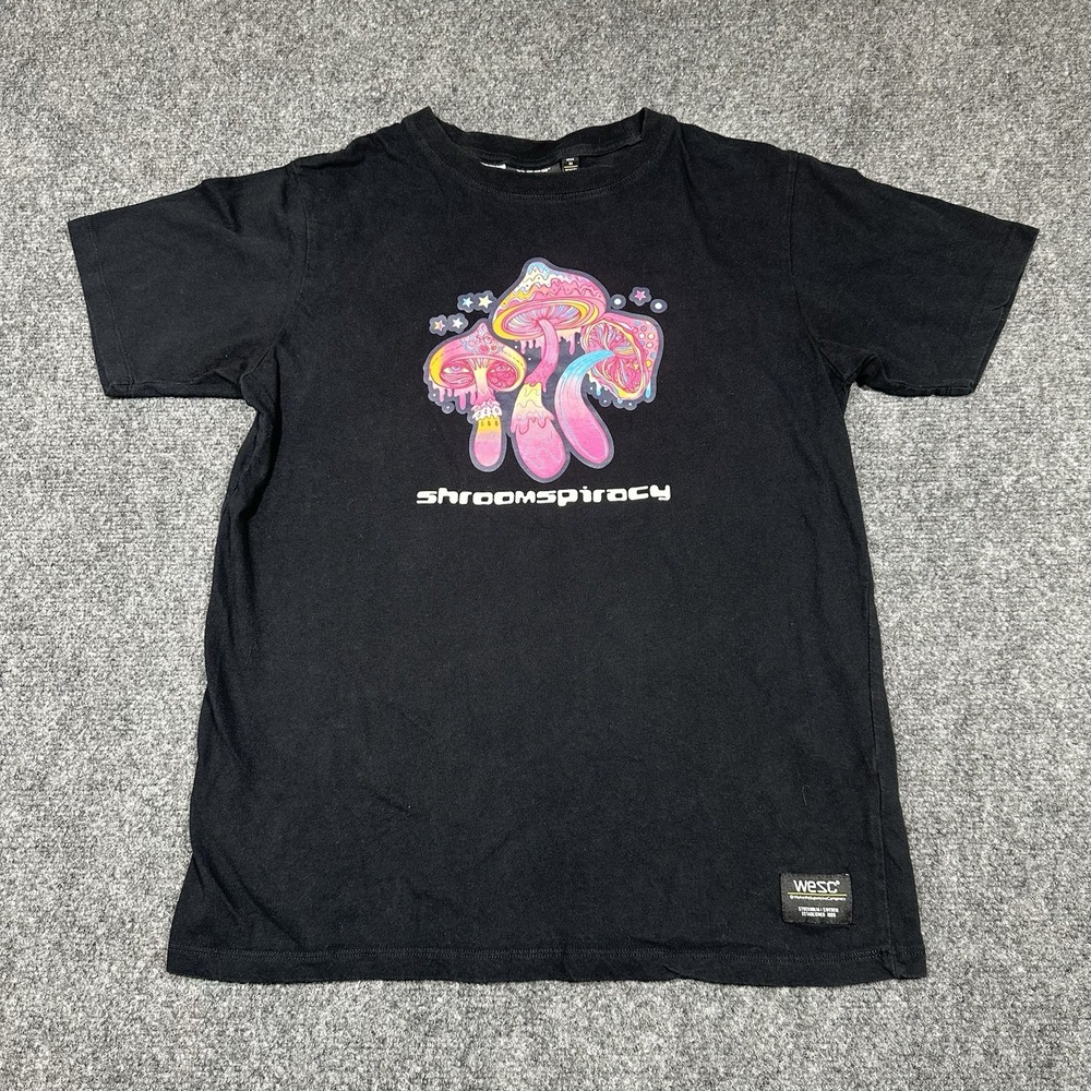WESC Conspiracy SHROOMSPIRACY Graphics Black Tshirt -‎ Unisex Women's M Men's S